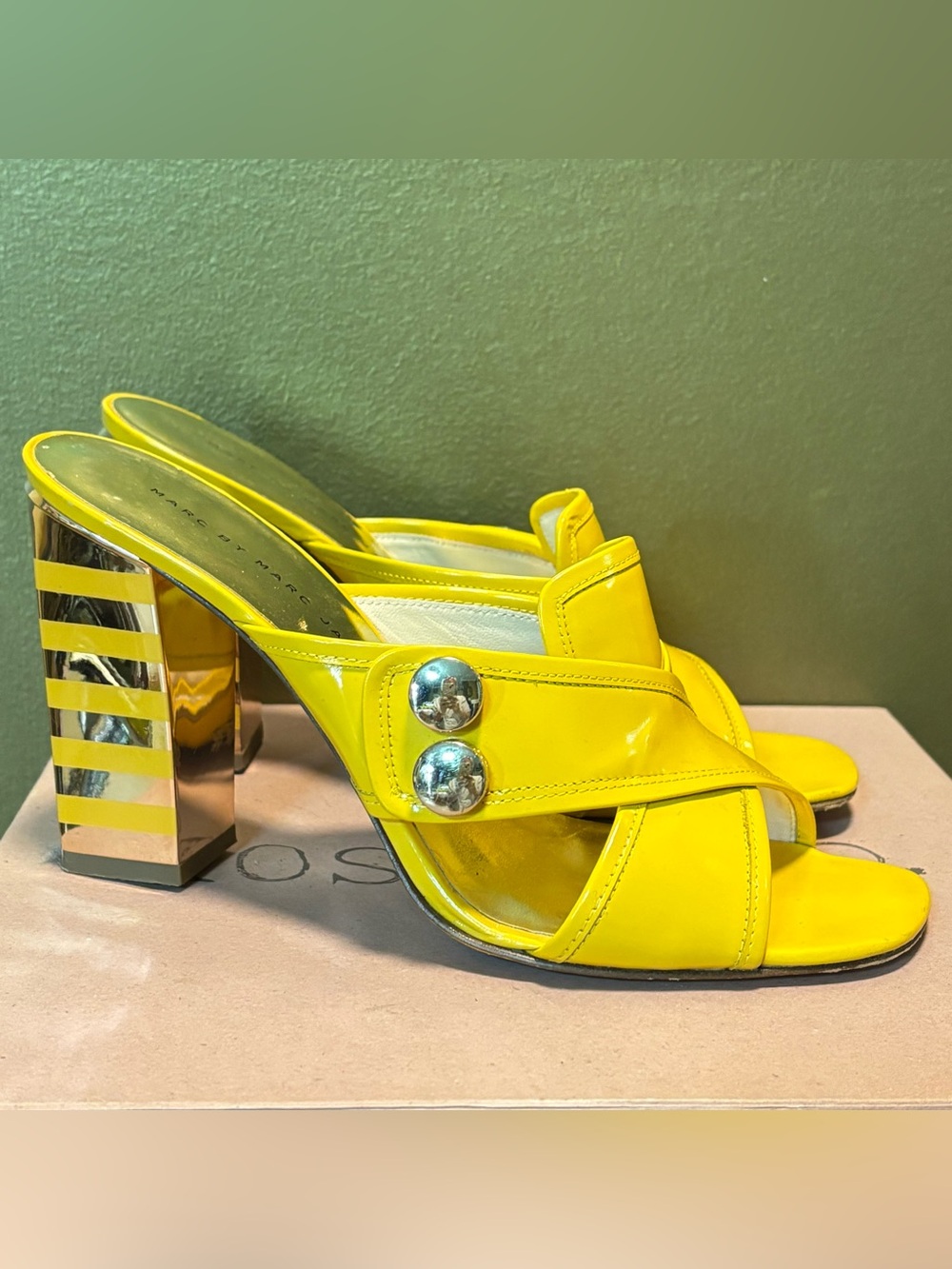 Marc by Marc Jacobs Yellow Patent Leather Mule Heels 37.5